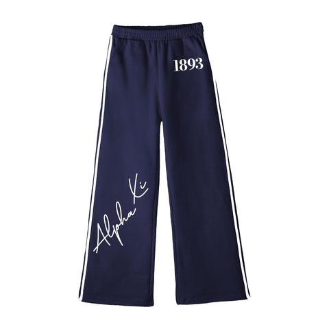 PO 16582| University of Nevada  Las Vegas| Alpha Xi Delta| THALIA SWEATS